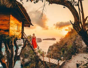 Nusa Penida Island_0012_nusa-penida-tree-house-sunrise